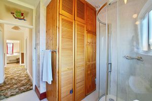 Photo 13- click for photo gallery